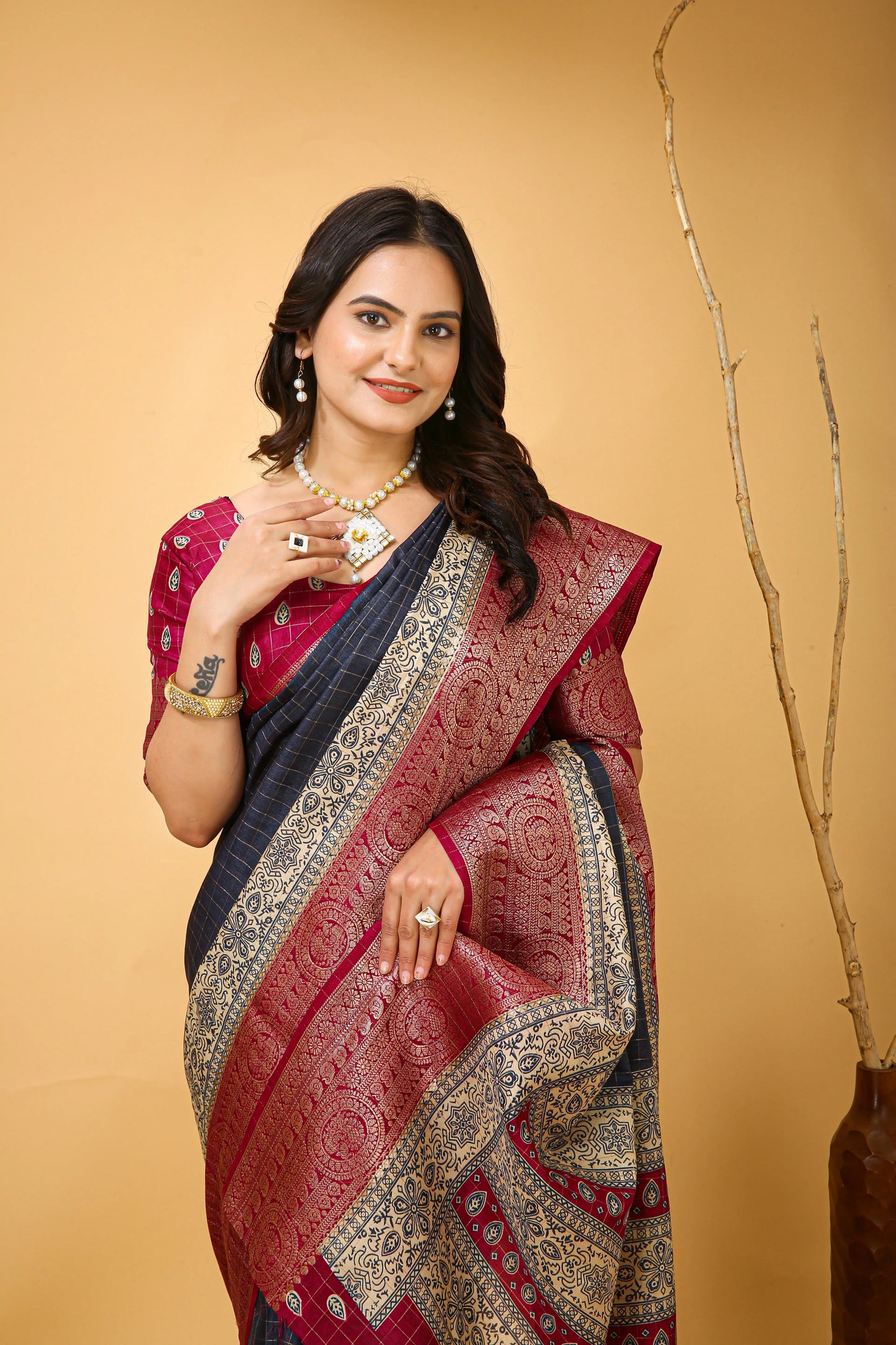 MoonPalav Royal Weave Banarasi Saree Moonpalav