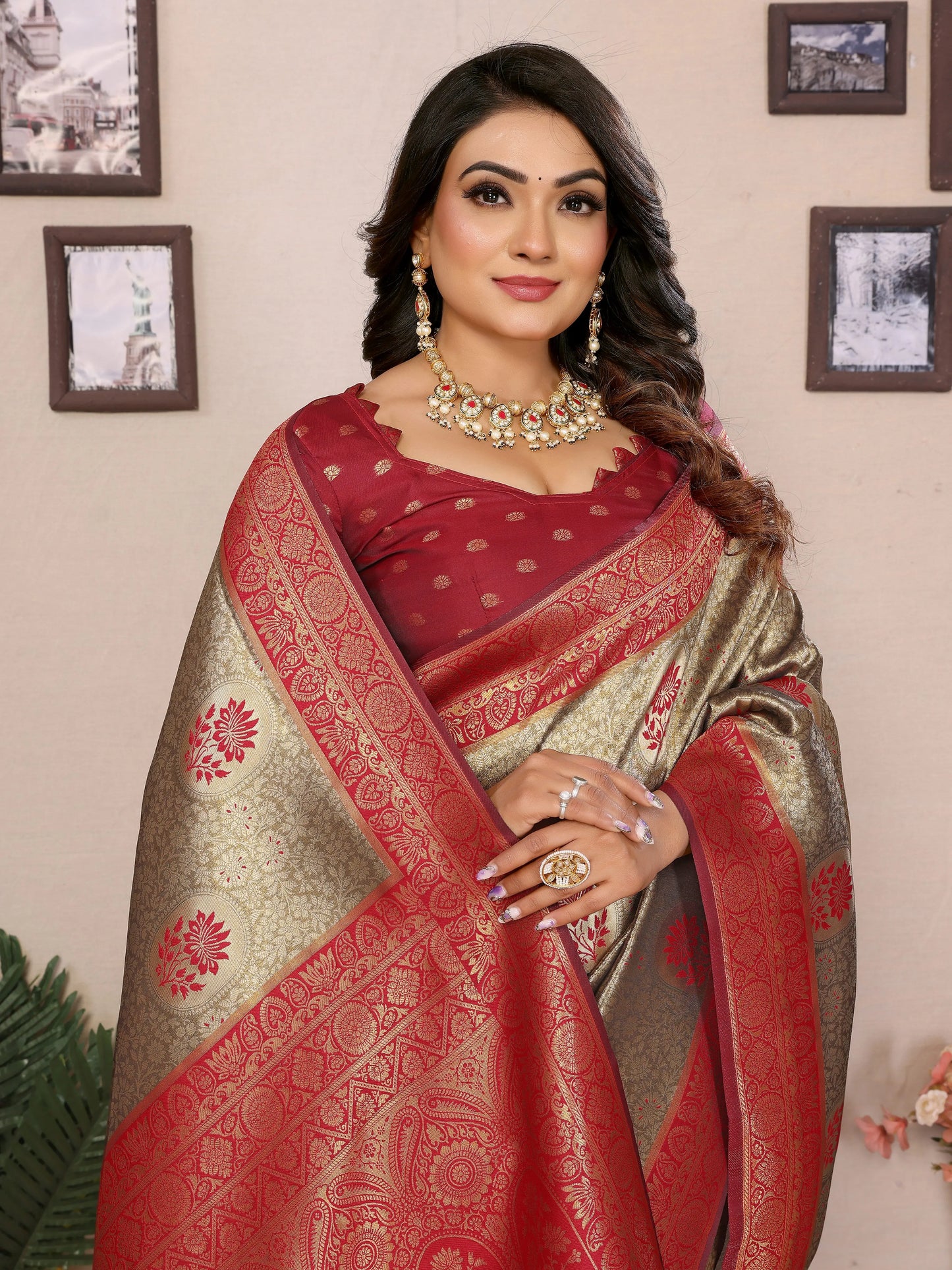 MoonPalav Elegant Red and Gold Tissue Silk Saree Moonpalav