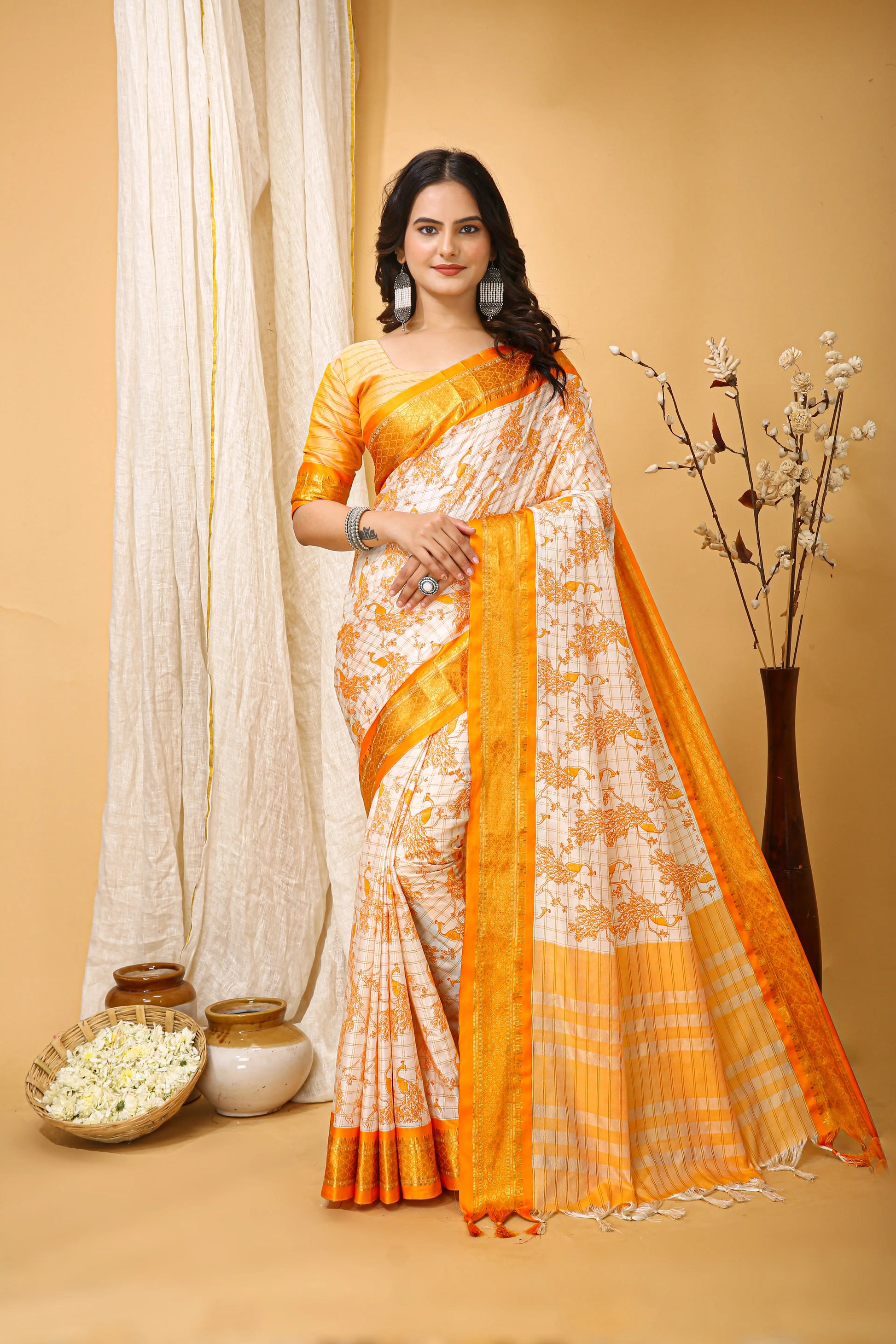 MoonPalav Elegant Yellow Dola Silk Saree Moonpalav