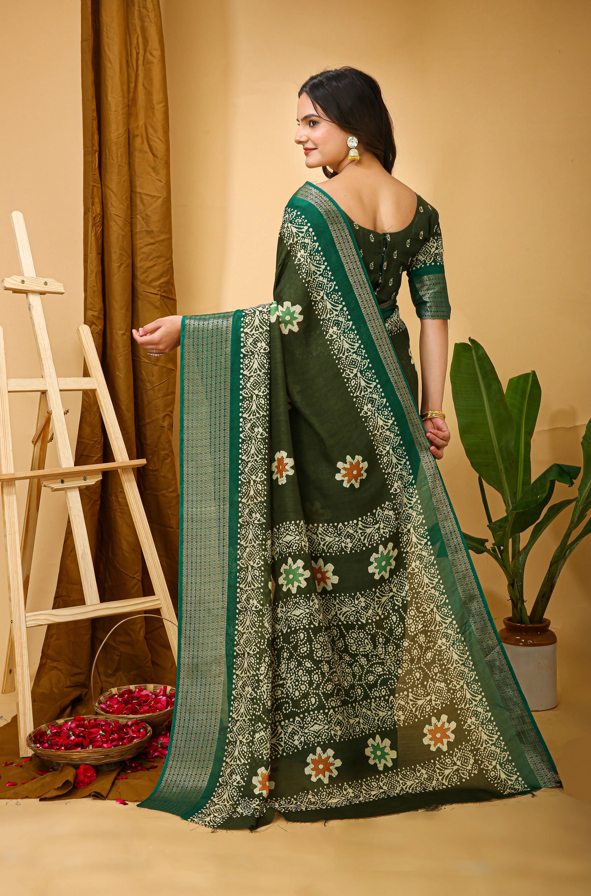 MoonPalav Traditional Indian Saree in Mahendi Green Moonpalav