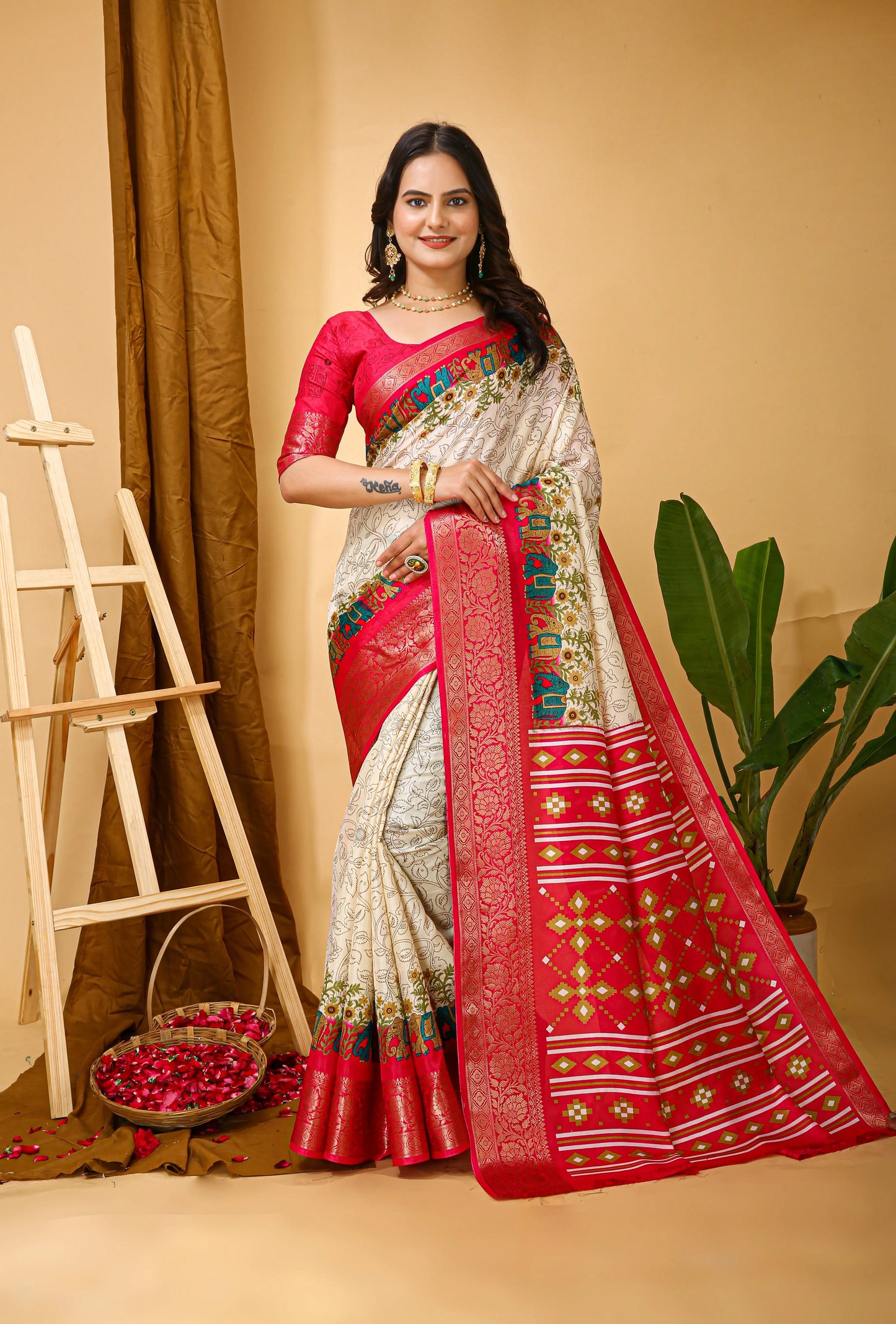 MoonPalav Classic Dola Silk Saree for Wedding Moonpalav