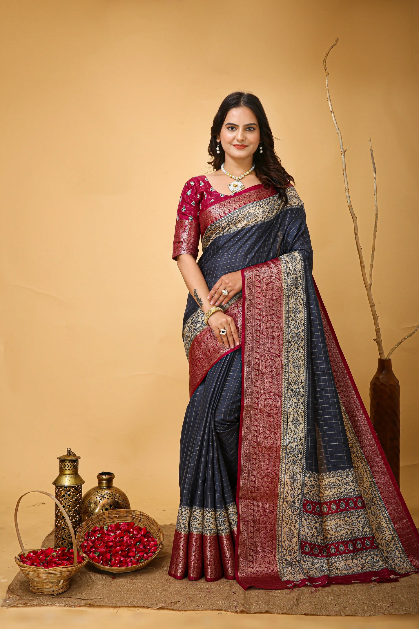 MoonPalav Royal Weave Banarasi Saree Moonpalav
