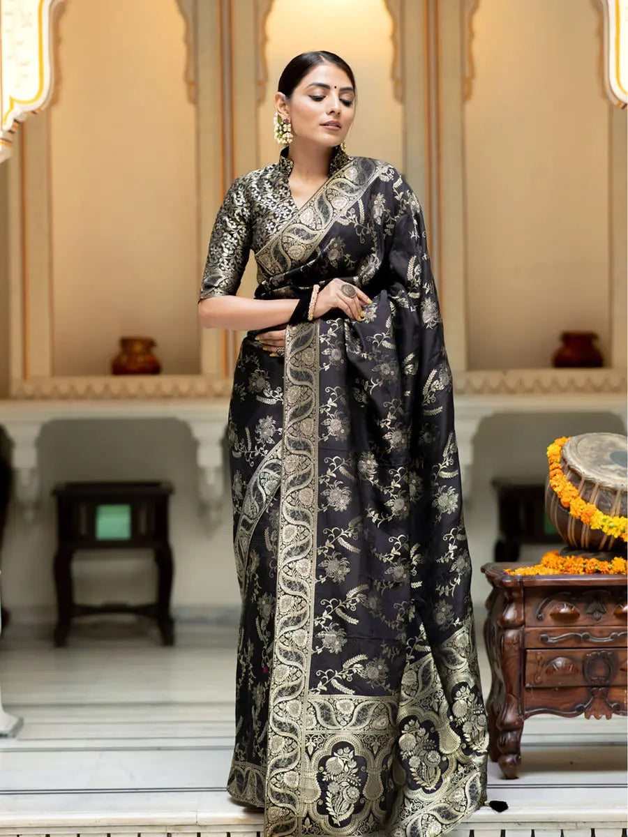 MoonPalav Luxurious Legacy Black and Gold Silk Saree Moonpalav