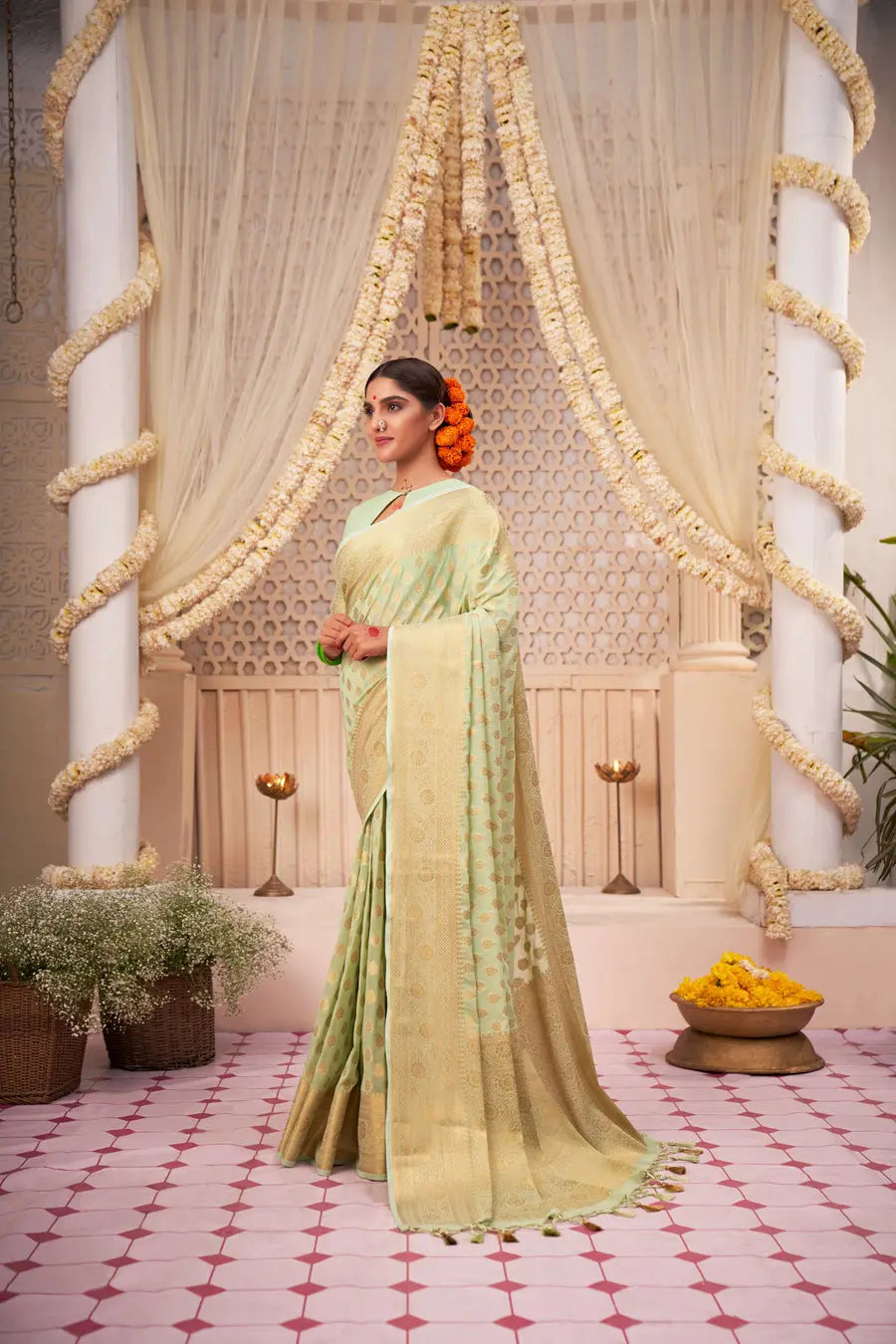 MoonPalav Elegant Mint Green Banarasi Silk Saree Moonpalav