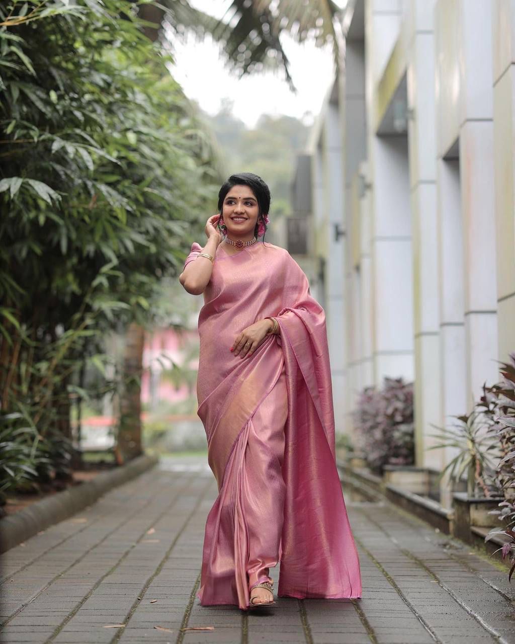 Moonpalav Pink Lady Silk Saree Moonpalav