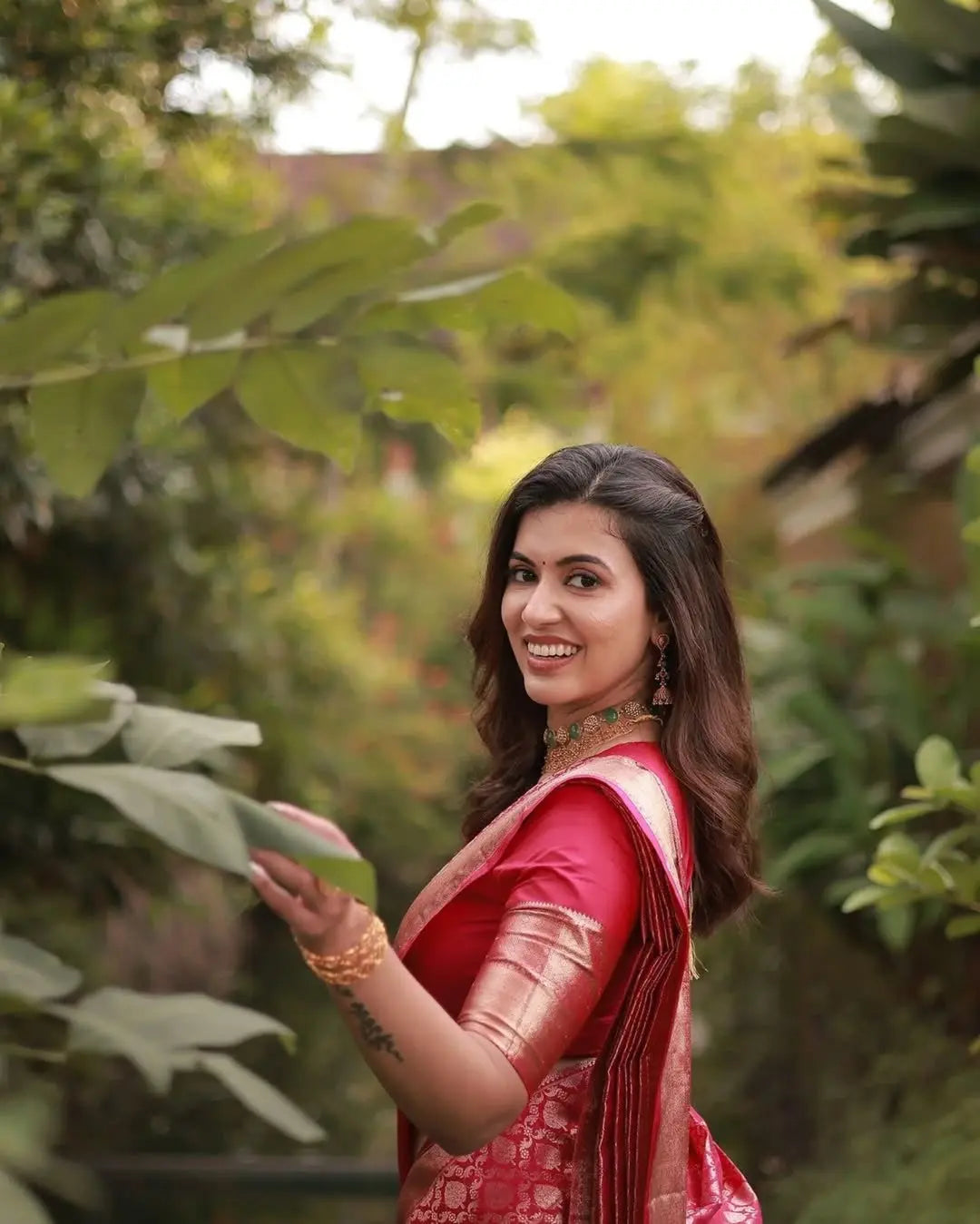 MoonPalav Elegant Pink Kanjivaram Silk Saree Moonpalav